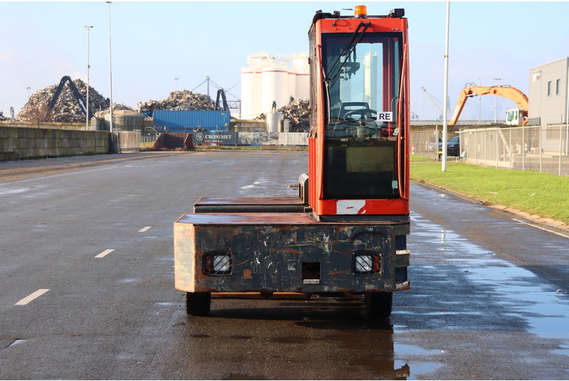 Combilift C4000FSL - Chariot latéral: photos 5 Combilift C4000FSL - Chariot latéral: photos 5