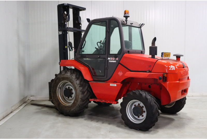 Manitou M30-4 - Chariot élévateur diesel: photos 5 Manitou M30-4 - Chariot élévateur diesel: photos 5