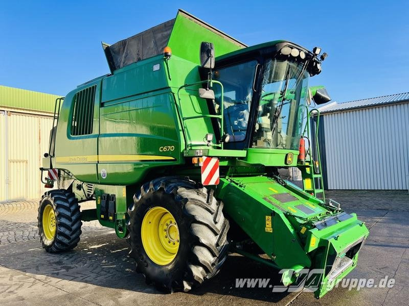 John Deere C670 - Moissonneuse-batteuse: photos 4 John Deere C670 - Moissonneuse-batteuse: photos 4