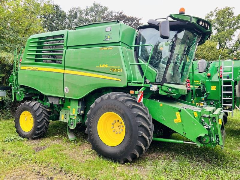 John Deere T560 Hillmaster - Moissonneuse-batteuse: photos 2 John Deere T560 Hillmaster - Moissonneuse-batteuse: photos 2