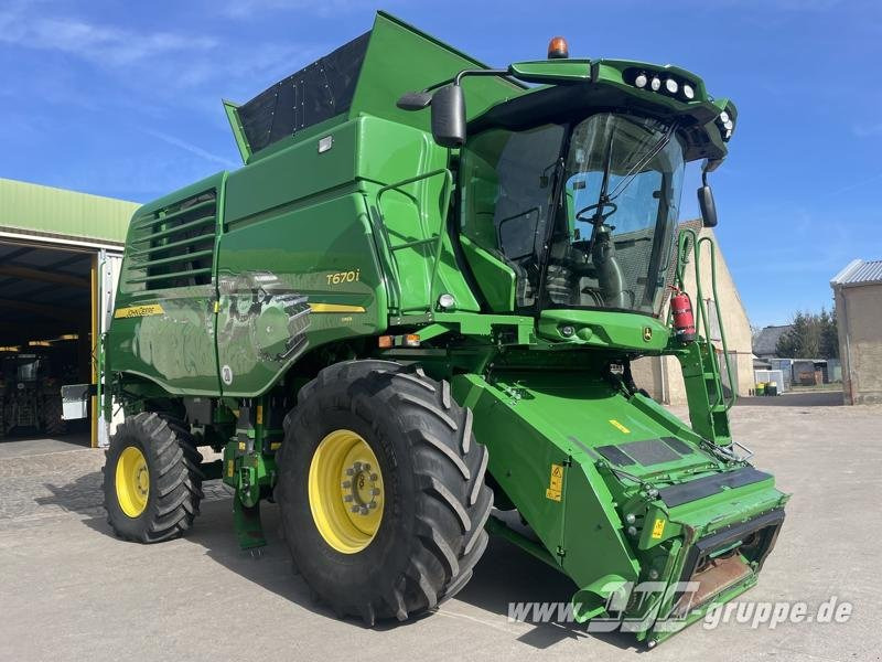 John Deere T670 i - Moissonneuse-batteuse: photos 5 John Deere T670 i - Moissonneuse-batteuse: photos 5
