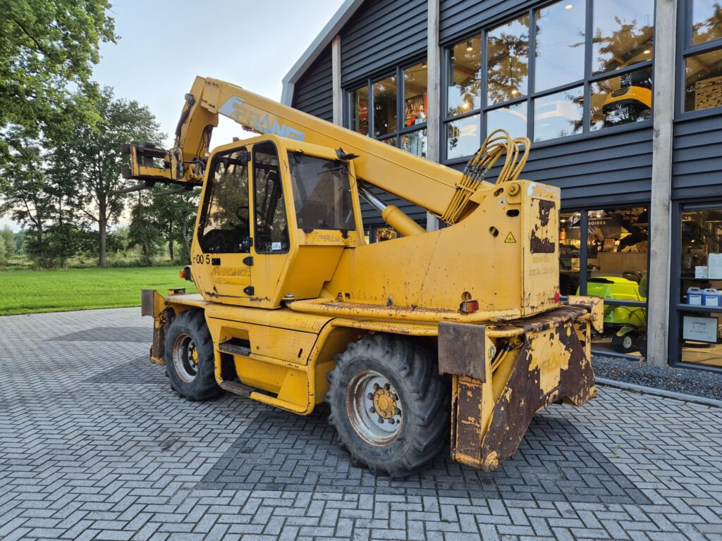 MERLO Roto 30.13 - Chariot télescopique: photos 3 MERLO Roto 30.13 - Chariot télescopique: photos 3