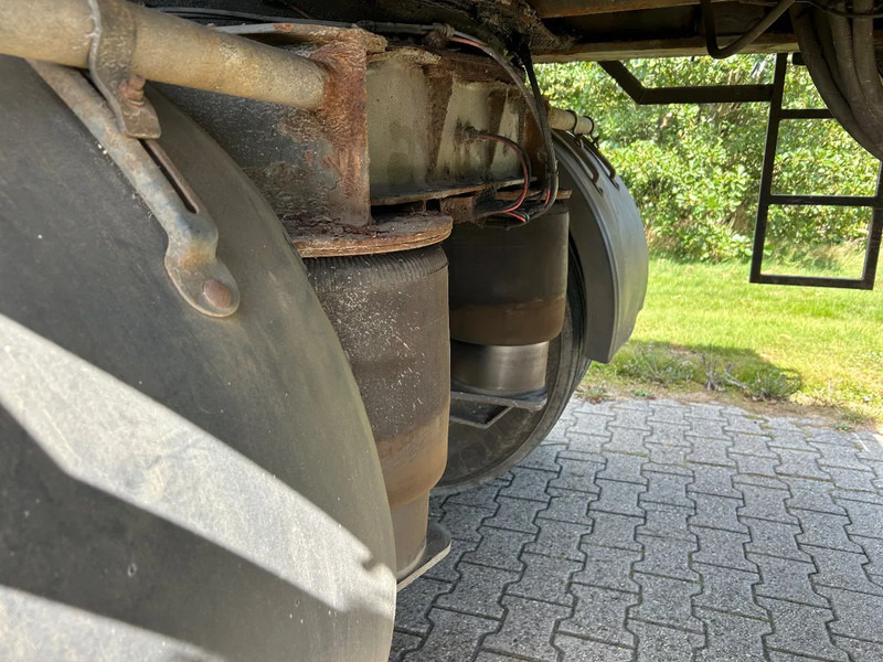 Floor | 3 AXLE | STEERING | CENTRAL LUB SYSTEM | STROG TRAILER !! - Semi-remorque plateau: photos 5 Floor | 3 AXLE | STEERING | CENTRAL LUB SYSTEM | STROG TRAILER !! - Semi-remorque plateau: photos 5
