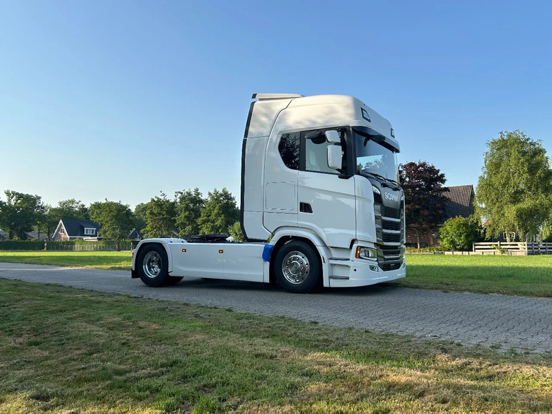 Scania S500 NGS | 4x2 NB | 4 BALOON SUSP. | PARK-COOLER | RETARDER | FULL-AIR | PTO PREP. | ACC | - Tracteur routier: photos 5 Scania S500 NGS | 4x2 NB | 4 BALOON SUSP. | PARK-COOLER | RETARDER | FULL-AIR | PTO PREP. | ACC | - Tracteur routier: photos 5