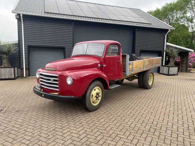 Volvo | L370 | 1953 | PERFECT CONDITION !!! | 6 CILINDER BENZINE ENGINE | - Camion plateau: photos 1 Volvo | L370 | 1953 | PERFECT CONDITION !!! | 6 CILINDER BENZINE ENGINE | - Camion plateau: photos 1