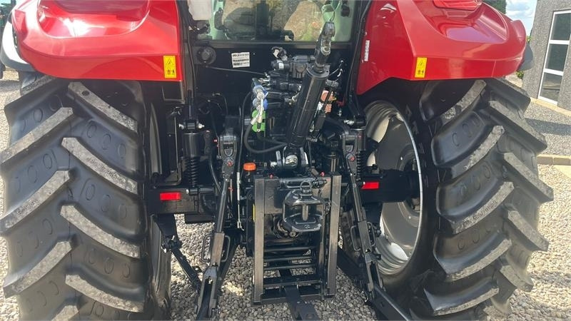Case IH Farmall 90A Kun 131 timer - Tracteur agricole: photos 4 Case IH Farmall 90A Kun 131 timer - Tracteur agricole: photos 4