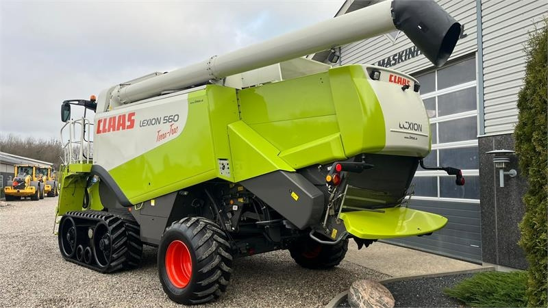 Moissonneuse-batteuse Claas LEXION 560 Med ny bælter og 4wd: photos 17