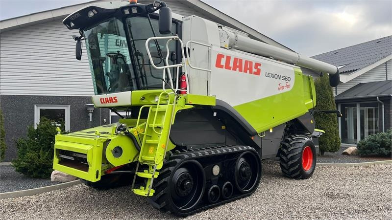 Claas LEXION 560 Med ny bælter og 4wd - Moissonneuse-batteuse: photos 2 Claas LEXION 560 Med ny bælter og 4wd - Moissonneuse-batteuse: photos 2