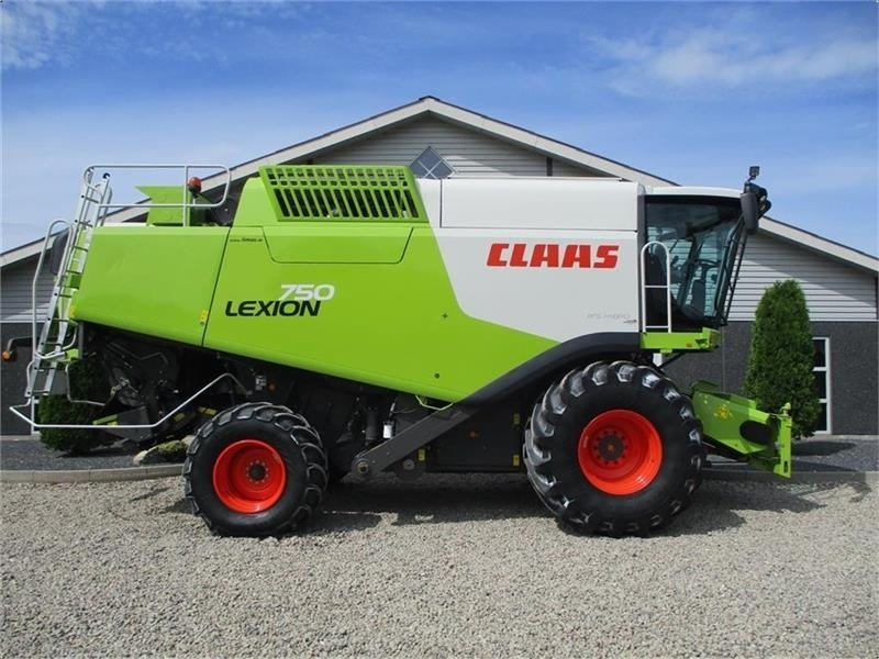 Claas LEXION 750 Gårdmaskine med kun 1480timer og V900 s - Moissonneuse-batteuse: photos 2 Claas LEXION 750 Gårdmaskine med kun 1480timer og V900 s - Moissonneuse-batteuse: photos 2