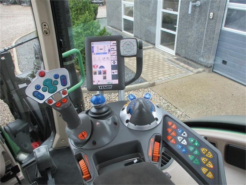 Tracteur agricole Fendt 514 Vario med frontlæsser og frontlift: photos 7 Tracteur agricole Fendt 514 Vario med frontlæsser og frontlift: photos 7