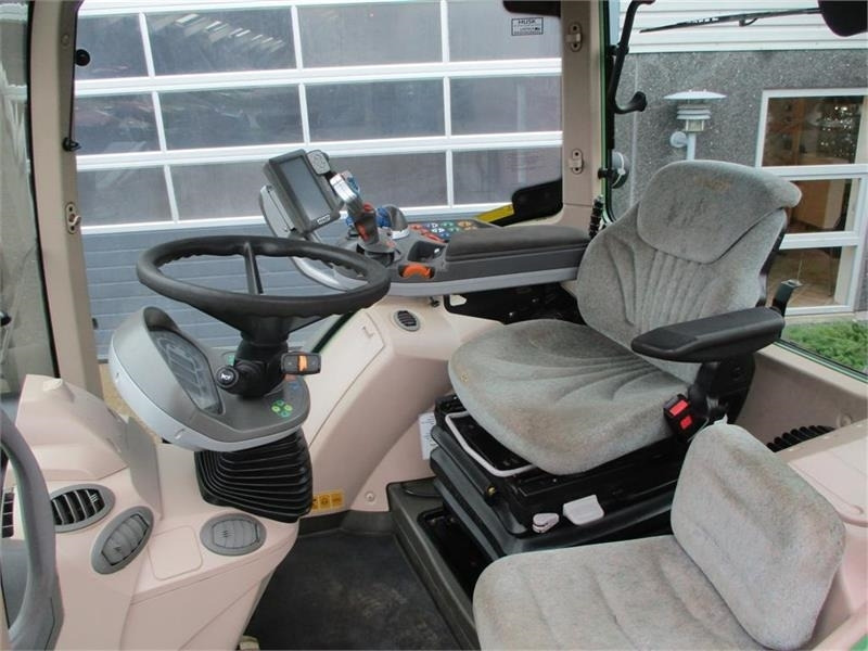 Tracteur agricole Fendt 514 Vario med frontlæsser og frontlift: photos 6 Tracteur agricole Fendt 514 Vario med frontlæsser og frontlift: photos 6