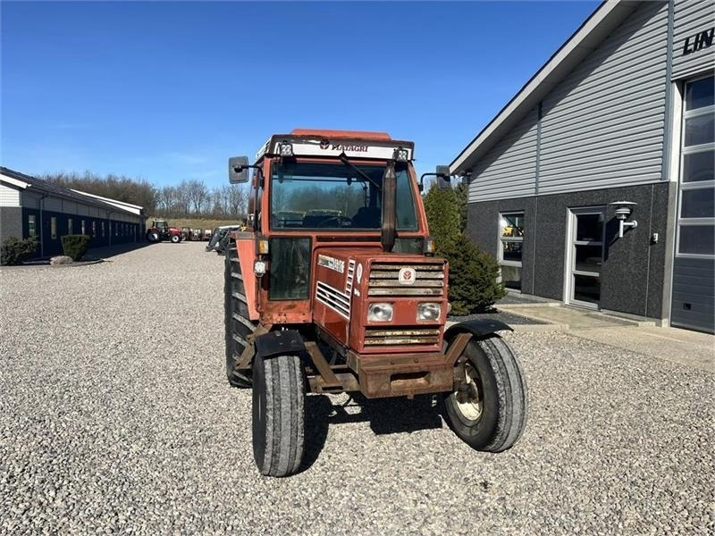 Tracteur agricole Fiat 85-90 TURBO Super Comfort: photos 16
