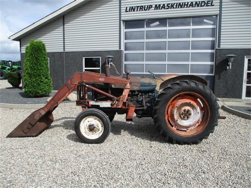 Fordson Frontlæsser med skovl og beslag fra Ford Major. Ka - Chargeur frontal pour tracteur: photos 4 Fordson Frontlæsser med skovl og beslag fra Ford Major. Ka - Chargeur frontal pour tracteur: photos 4