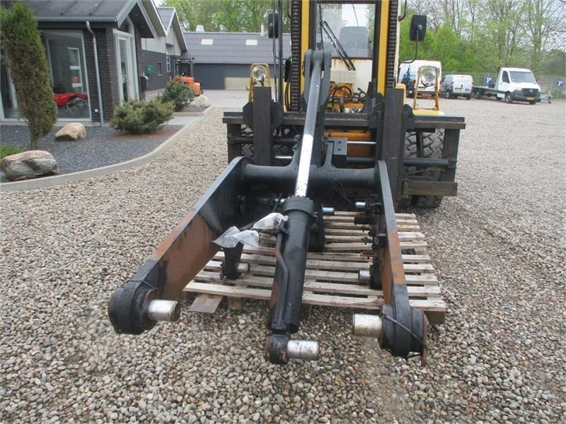 Hyundai HL955 A XT lang arm - Flèche pour Chargeuse sur pneus: photos 4 Hyundai HL955 A XT lang arm - Flèche pour Chargeuse sur pneus: photos 4