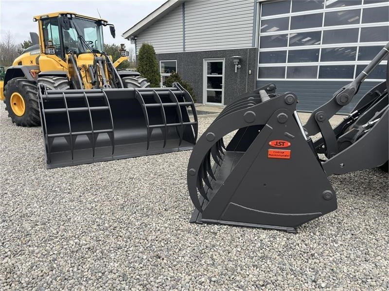 Godet pour Engins de chantier JST Overfalds skovl 300 med skårende tænder og med eks: photos 16