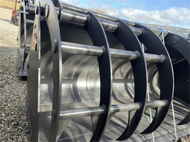 Godet pour Engins de chantier JST Overfalds skovl 300 med skårende tænder og med eks: photos 6