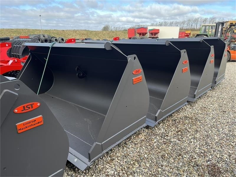 JST Skovl 3.4m3 med volvoskifte og 3m bred. NY SKOVL. - Godet pour Engins de chantier: photos 4 JST Skovl 3.4m3 med volvoskifte og 3m bred. NY SKOVL. - Godet pour Engins de chantier: photos 4