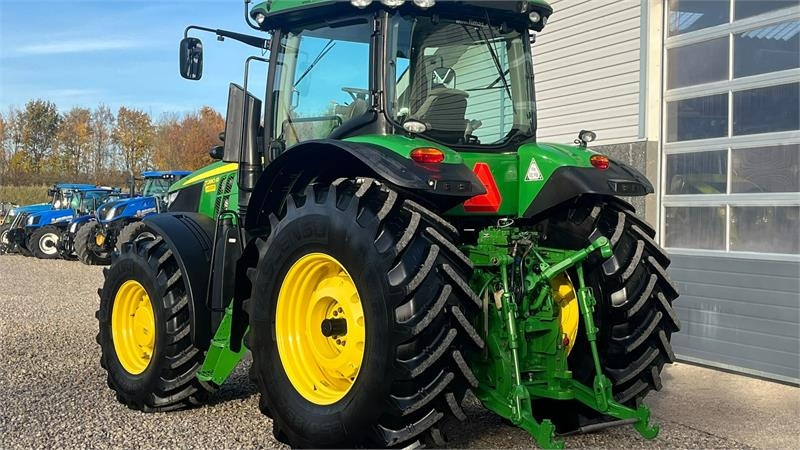 John Deere 7280R Næsten nye dæk, Autopower og frontlift samt - Tracteur agricole: photos 3 John Deere 7280R Næsten nye dæk, Autopower og frontlift samt - Tracteur agricole: photos 3