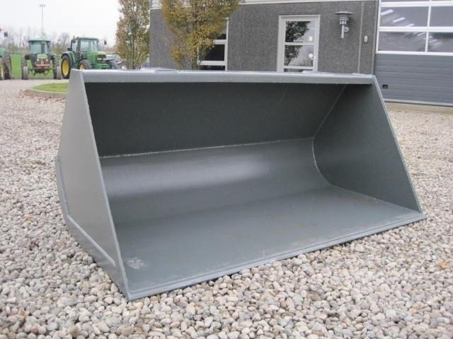 Limas Ny 1,5m Uni. Skovl med Euro - Godet pour chargeur pour Machine agricole: photos 1 Limas Ny 1,5m Uni. Skovl med Euro - Godet pour chargeur pour Machine agricole: photos 1