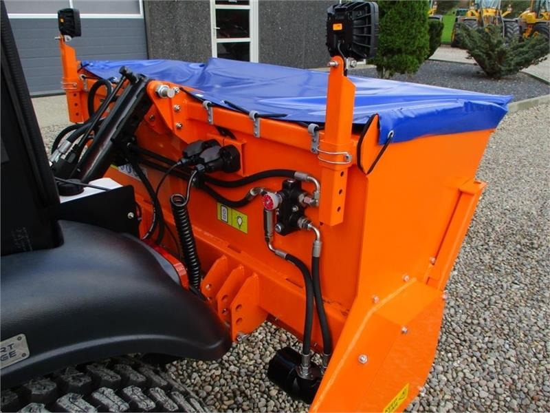 Limas SSP160 Selvlæssende og med lys - Epandeur de sable pour Véhicule de voirie/ Spécial: photos 2 Limas SSP160 Selvlæssende og med lys - Epandeur de sable pour Véhicule de voirie/ Spécial: photos 2