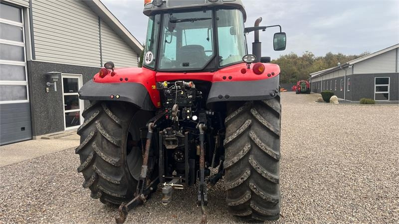 Crédit-bail de Massey Ferguson 6490 Dyna 6 med frontlift  Massey Ferguson 6490 Dyna 6 med frontlift: photos 16 Crédit-bail de Massey Ferguson 6490 Dyna 6 med frontlift  Massey Ferguson 6490 Dyna 6 med frontlift: photos 16