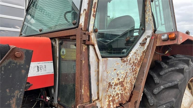 Massey Ferguson 690 Speedshift med frontlæsser - Tracteur agricole: photos 5 Massey Ferguson 690 Speedshift med frontlæsser - Tracteur agricole: photos 5