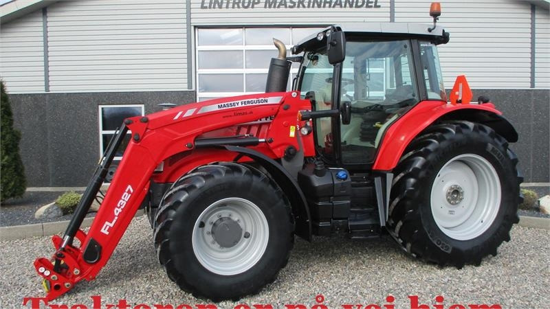Massey Ferguson 7726 S DynaVT Med front læsser. Læsser er meget li - Tracteur agricole: photos 1 Massey Ferguson 7726 S DynaVT Med front læsser. Læsser er meget li - Tracteur agricole: photos 1
