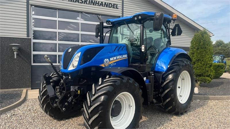 New Holland T7.175 RangeCommand med frontlift. Meget velholdt - Tracteur agricole: photos 2 New Holland T7.175 RangeCommand med frontlift. Meget velholdt - Tracteur agricole: photos 2