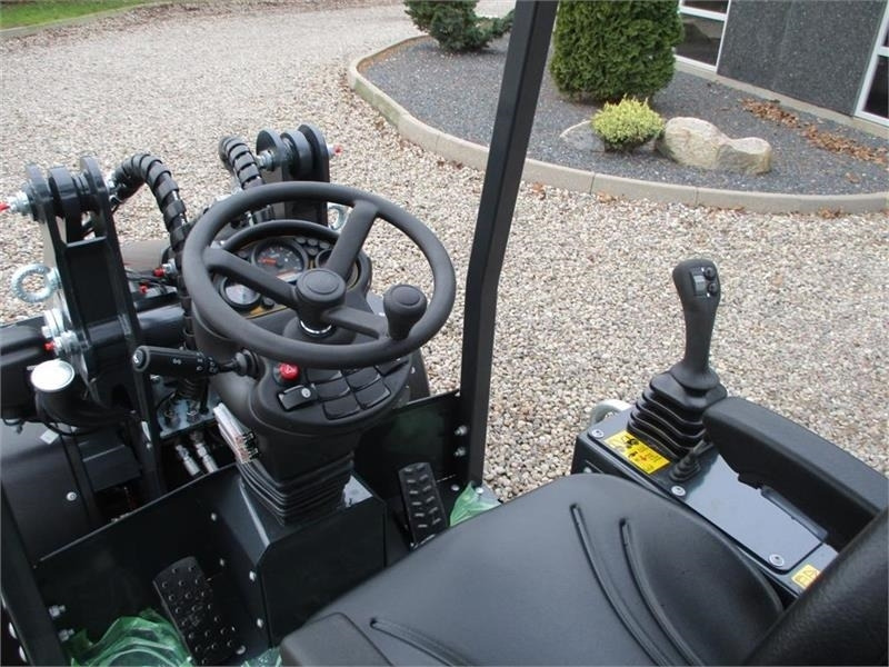 Pitbull X24-26V med lyspakke og 400mm hjulmontering. - Valet de ferme: photos 5 Pitbull X24-26V med lyspakke og 400mm hjulmontering. - Valet de ferme: photos 5