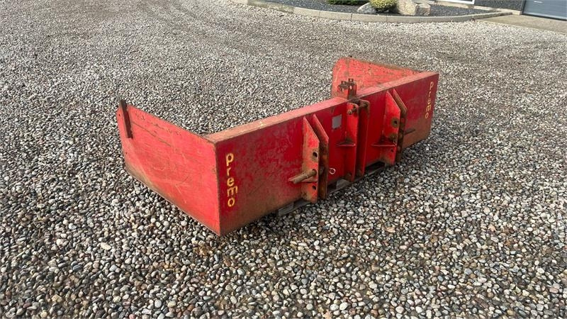 Premo 200 - Godet: photos 3 Premo 200 - Godet: photos 3