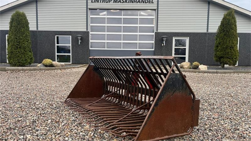 - - - Roeskovl / Stengreb Med A-ramme ophæng - Godet pour chargeur: photos 1 - - - Roeskovl / Stengreb Med A-ramme ophæng - Godet pour chargeur: photos 1