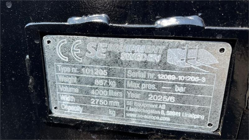 Godet pour Engins de chantier SE AB 4m3 skovl med Volvo beslag på. Den er 2.75m: photos 7