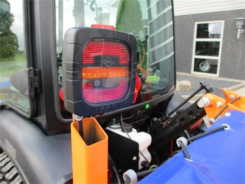 Tracteur agricole Solis 26 HST Snow Edition med frontlift, front PTO, Vari: photos 6