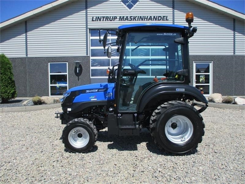 Solis 26 HST med kabine og Industrihjul - Tracteur agricole: photos 1 Solis 26 HST med kabine og Industrihjul - Tracteur agricole: photos 1