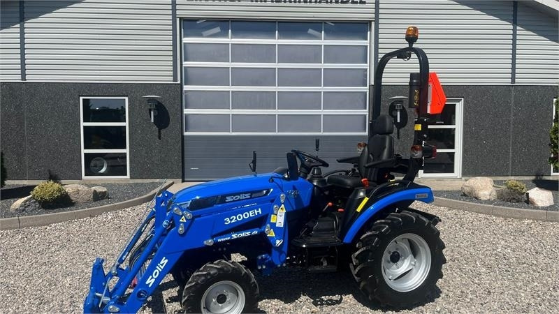 Solis H26 HST Med Frontlæsser - Tracteur agricole: photos 1 Solis H26 HST Med Frontlæsser - Tracteur agricole: photos 1