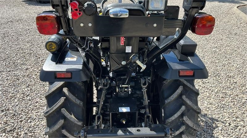 Solis S26 6+2 gearmaskine Limited Edition i sort med bre - Tracteur agricole: photos 2 Solis S26 6+2 gearmaskine Limited Edition i sort med bre - Tracteur agricole: photos 2