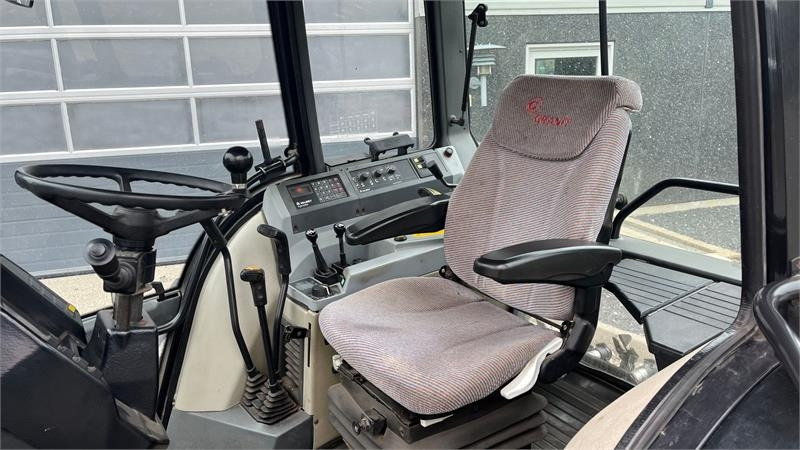 Valmet 6300 Evt. med tvillinghjul hele vejen rundt - Tracteur agricole: photos 5 Valmet 6300 Evt. med tvillinghjul hele vejen rundt - Tracteur agricole: photos 5