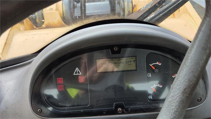 Volvo 330D med skovl - Chargeuse sur pneus: photos 5 Volvo 330D med skovl - Chargeuse sur pneus: photos 5