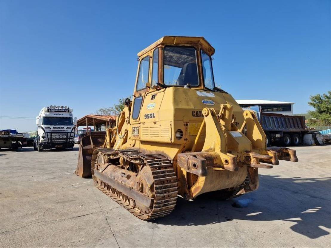 Caterpillar CAT 955L WITH RIPPER - Chargeuse sur chenilles: photos 1 Caterpillar CAT 955L WITH RIPPER - Chargeuse sur chenilles: photos 1