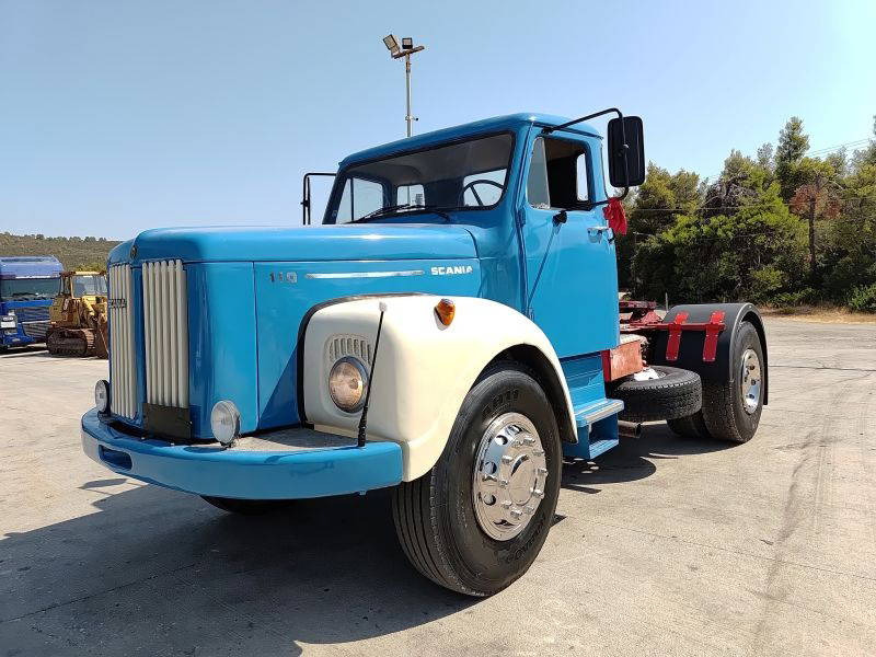 Scania L Scania Vabis L110 4X2 Truck Head - Tracteur routier: photos 1 Scania L Scania Vabis L110 4X2 Truck Head - Tracteur routier: photos 1