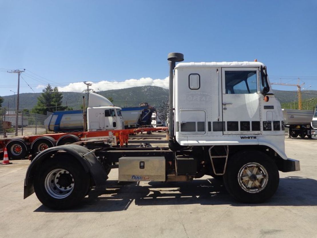 Tracteur routier White WHITE (4X2) TYPE : RC 42B 06: photos 6 Tracteur routier White WHITE (4X2) TYPE : RC 42B 06: photos 6