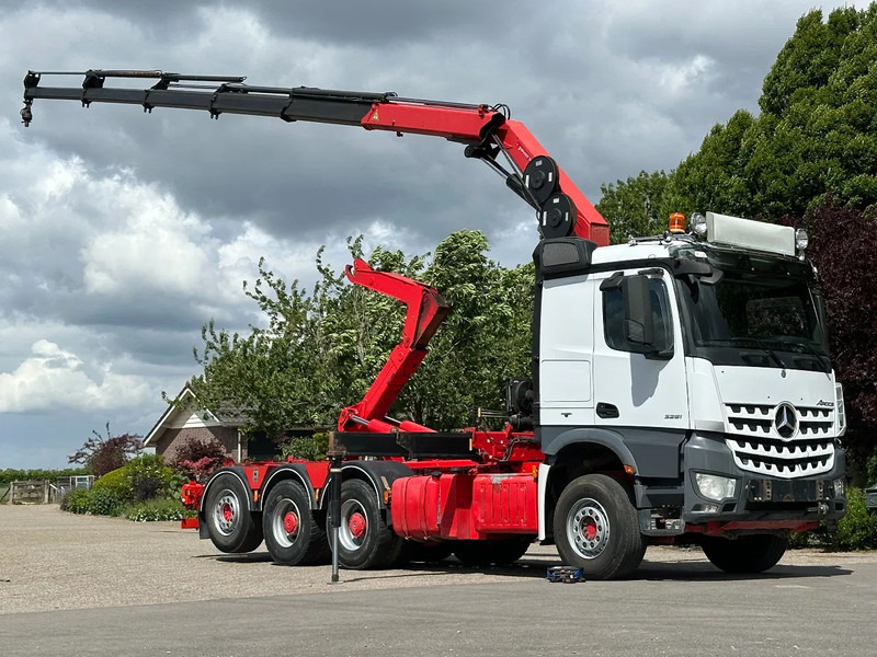 Mercedes-Benz Arocs 3251 8x4 TRIPLE!!26TM KRAAN/HAAK!!EURO6!!TOP! - Camion ampliroll, Camion grue: photos 2 Mercedes-Benz Arocs 3251 8x4 TRIPLE!!26TM KRAAN/HAAK!!EURO6!!TOP! - Camion ampliroll, Camion grue: photos 2