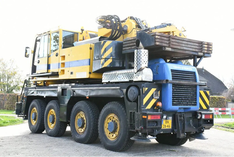 Terex-Demag AC60 CITY CLASS! Double cab!!8X8!! - Grue tout-terrain: photos 5 Terex-Demag AC60 CITY CLASS! Double cab!!8X8!! - Grue tout-terrain: photos 5