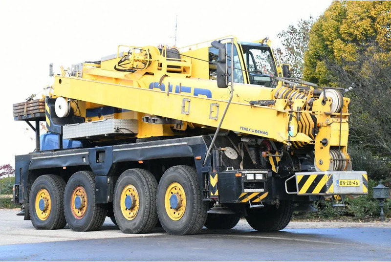 Terex-Demag AC60 CITY CLASS! Double cab!!8X8!! - Grue tout-terrain: photos 2 Terex-Demag AC60 CITY CLASS! Double cab!!8X8!! - Grue tout-terrain: photos 2
