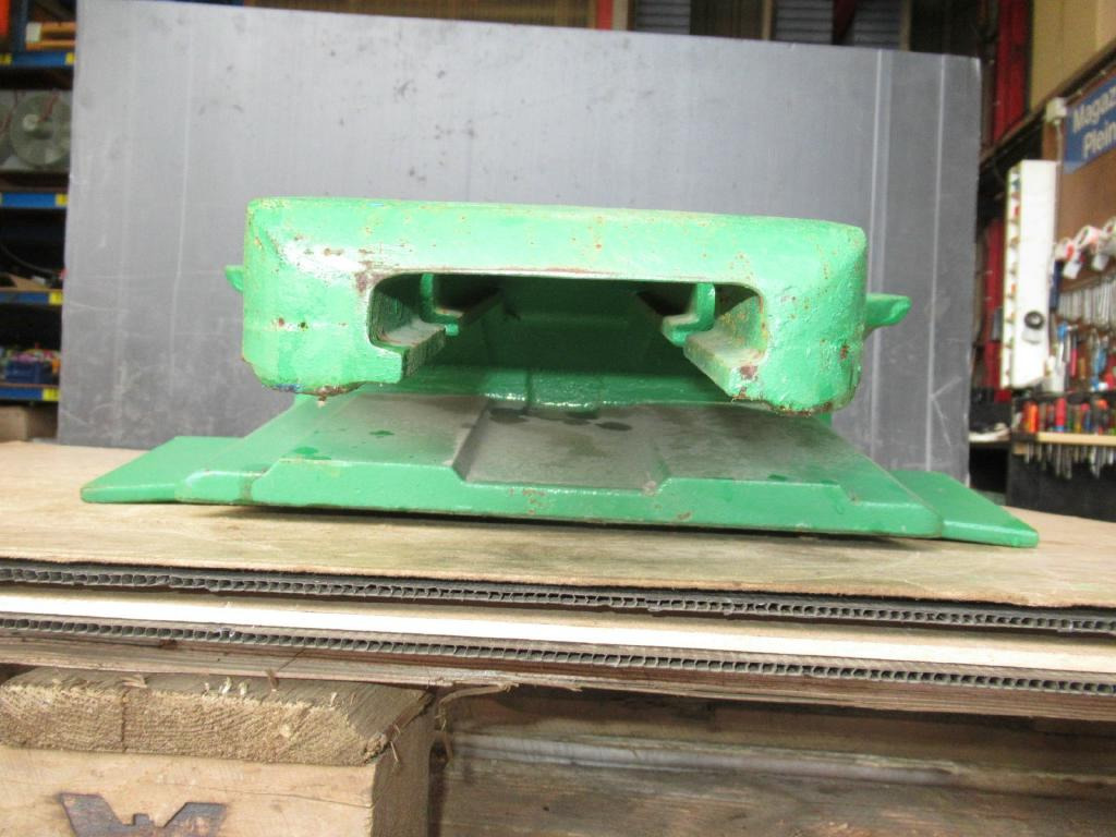 Esco TAC70x415-1 - - Accessoire pour Engins de chantier: photos 2 Esco TAC70x415-1 - - Accessoire pour Engins de chantier: photos 2