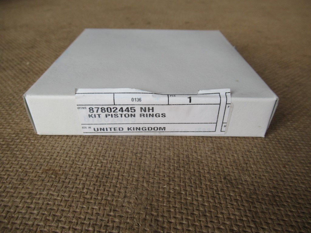 CNH 87802445 - - Pistons/ Anneaux/ Manchons pour Engins de chantier: photos 2 CNH 87802445 - - Pistons/ Anneaux/ Manchons pour Engins de chantier: photos 2