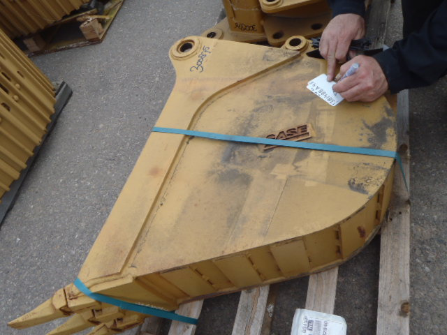 Case 152401065 - - Godet pour Engins de chantier: photos 1 Case 152401065 - - Godet pour Engins de chantier: photos 1