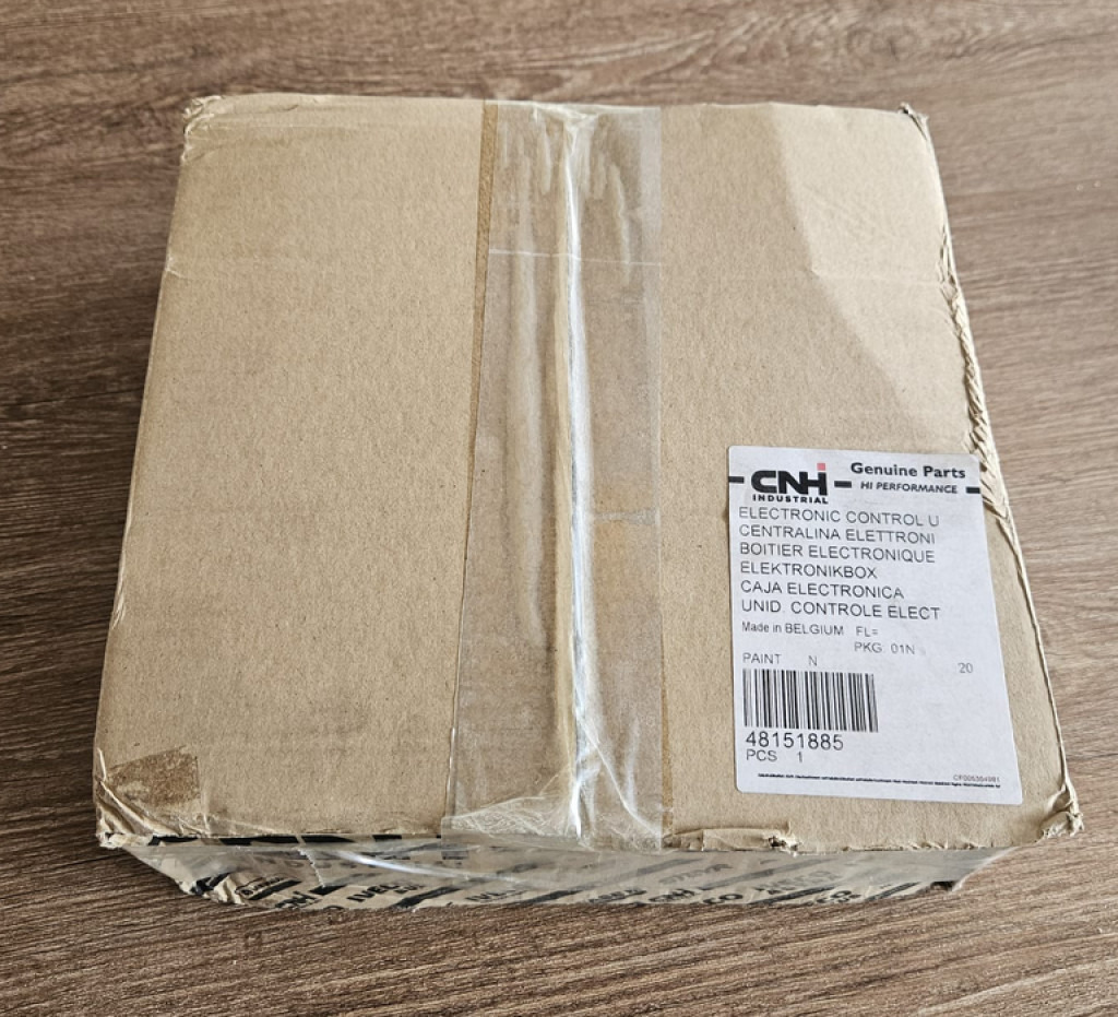 Case 48151885 - 90514296 - Bloc de gestion pour Engins de chantier: photos 3 Case 48151885 - 90514296 - Bloc de gestion pour Engins de chantier: photos 3