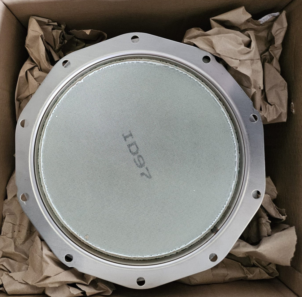 Case 51600467 - Catalyseur pour Engins de chantier: photos 1 Case 51600467 - Catalyseur pour Engins de chantier: photos 1