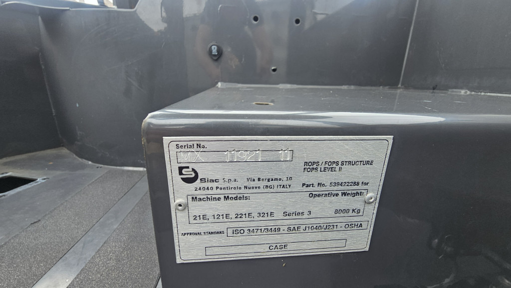 Case 87681392 - 539422288 - Cabine pour Engins de chantier: photos 2 Case 87681392 - 539422288 - Cabine pour Engins de chantier: photos 2